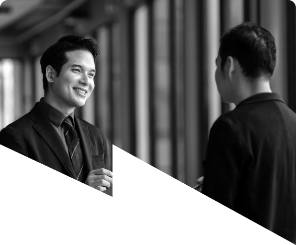 ビジネスマンの商談風景